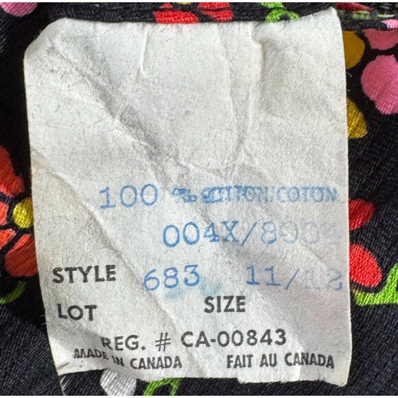 Vintage 70s black dress, yellow, orange, red, pink, white daisies, bra insert - Picture 9 of 9